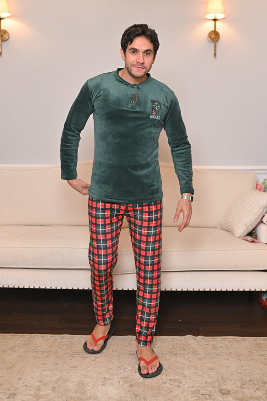 Festive Forest Men's Pajama Set - Green