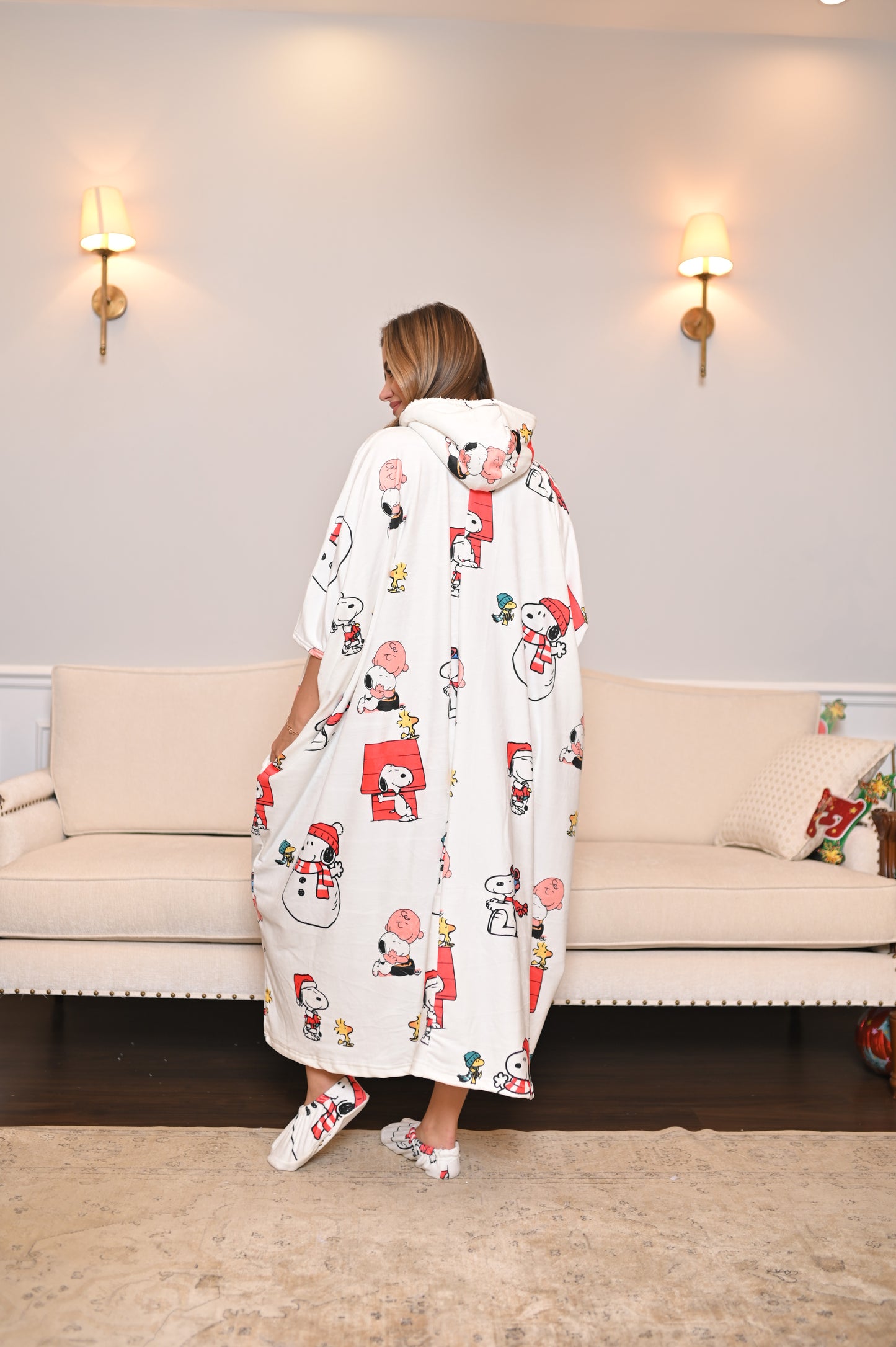 Comfort Marble Oversized Snuggie - Snowman